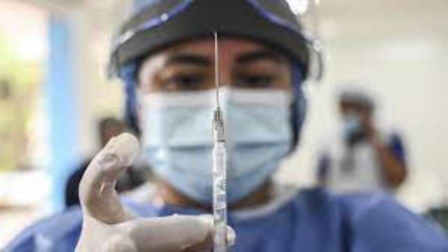 لهذا السبب. كبار السن يتفاعلون بشكل أضعف مع لقاح كورونا