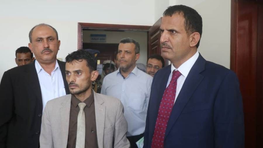 النائب العام يتفقد سير العمل في دائرة القضاء العسكري بمأرب