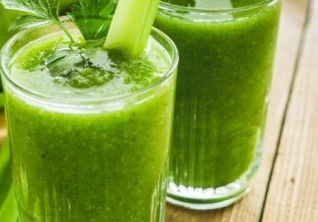 وداعًا لالتهابات المفاصل والروماتيزم.. نصف كوب من هذا المشروب لمدة 15 يوما فقط يعالج السمنة والسكر وفوائد صحية لا تخطر على بال!