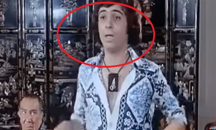خطأ كارثي لـ" عادل إمام " لم يلاحظه أحد في فيلم "البحث عن فضيحة" منذ 47 عاماً .. اتفرج بالصور !