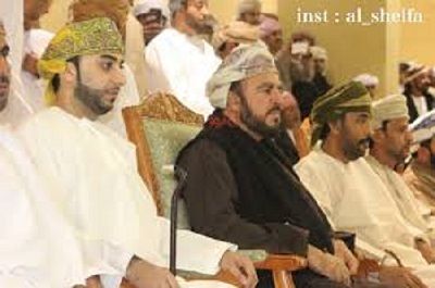 الخليج الان : وأخيرًا : سلطان عمان هيثم بن طارق يتزوج بالزوجة الثانية .. شاهدو صور مسربة من حفل زفافه الاسطوري .. والمفاجأة من هي العروسة ..؟ .. شاهد