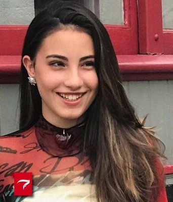 الخليج الان : هل تذكرون نجمة ذافويس ‘‘لين الحايك’’ التي فازت في الموسم الأول؟؟ شاهدوا كيف أصبحت بعد بلوغها سن المراهقة في وصلة رقص جريئة