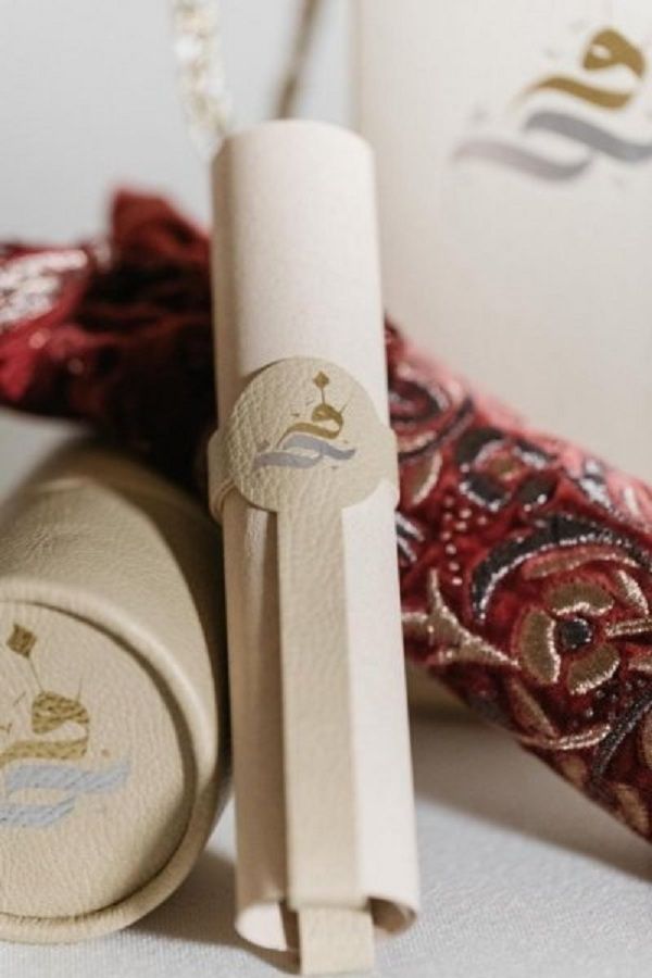 الخليج الان : تسريب صور هدايا ‘‘الأمير فهد’’ لعروسته الأميرة حصة ابنة الملك سلمان بن عبدالعزيز .. مقتنيات مُذهلة تسلب العقول وتخطف الأنضار من الحفل الزفاف الاسطوري الذي ليس له مثيل .. شاهد