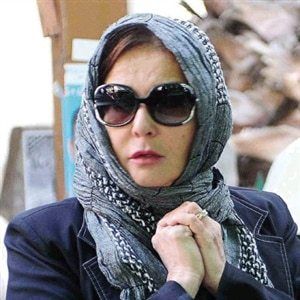 كلام في الفن : ظهور مخيف للفنانة الجميلة آثار الحكيم .. لن تتخيل كيف أصبحت بعد غدر الزمن.. شاهد الصدمة