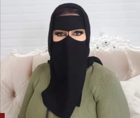 السعودية ’’رهف القحطاني‘‘ تظهر بملابس فاضحة كشفت عن جسدها بشكل كامل للعلن !! (شوف دلوقتي)