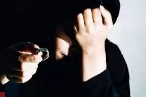 بعد 35 عام من الزواج .. خمسينية سعودية تخلع زواجها بسبب رفضة القيام بهذا الفعل معها يومياً .. القاضي في حالة ذهول !! (شوف دلوقتي)