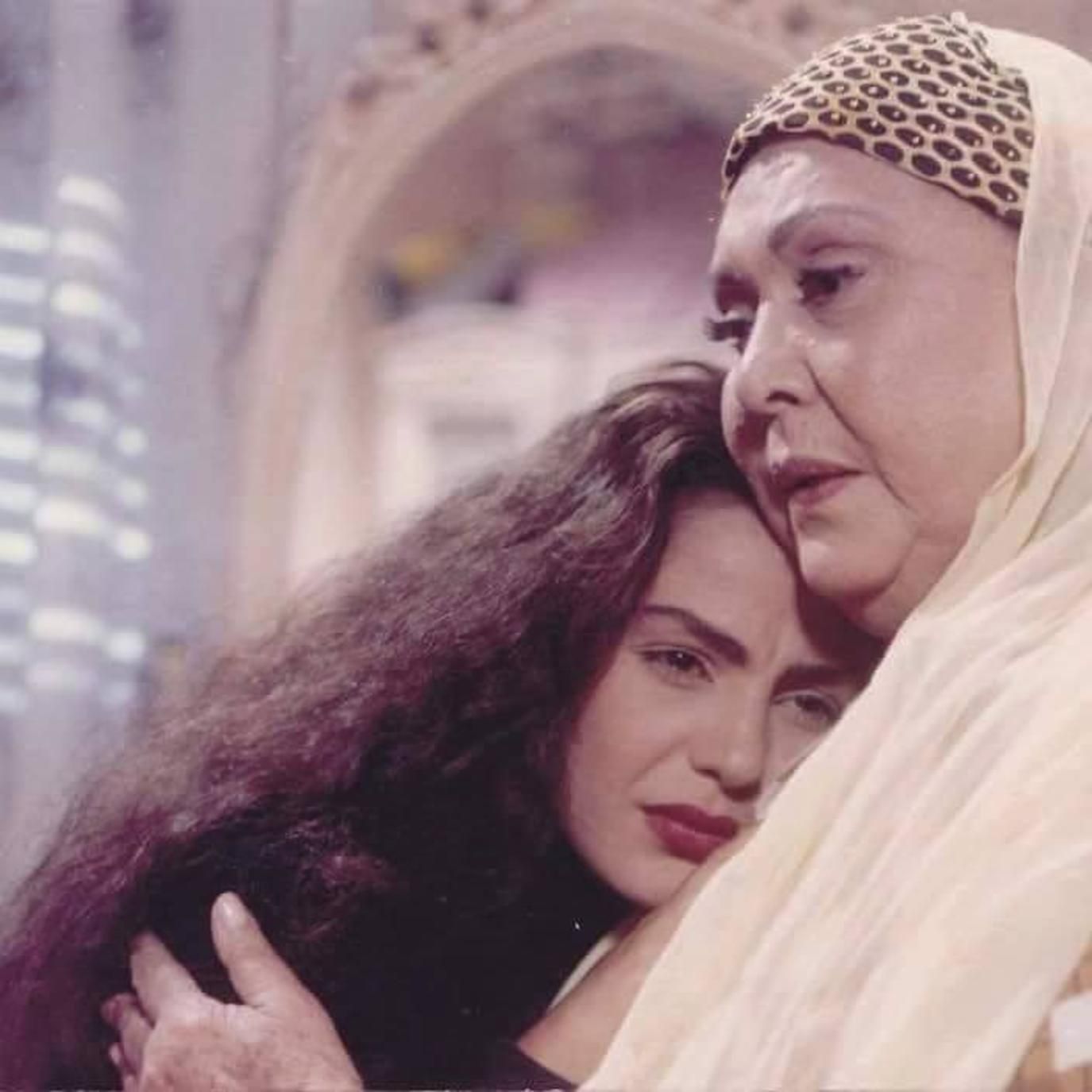 خفايا واسرار الراقصة (تحية كاريوكا) .. عذبها شقيقها بطريقة بشعه في طفولتها ودخلت السجن بسبب هذا الشيء الغير متوقع اطلاقًا والذي صدم الكل !