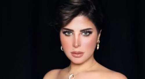 ببنطال جينز ضيق ملتصق بجسدها.. شمس الكويتية تُشعل الأنترنت بوصلة رقص مُغرية وخادشة !! (فيديو)