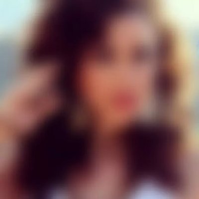 ملكة الرقص الشرقي والاثارة .. داست ملايين الجنيهات بقدميها وشربت خيولها الخمر وماتت وهي تتسول ولم يمشي في جنازتها الا شخصين فقط !! (شوف دلوقتي من تكون)