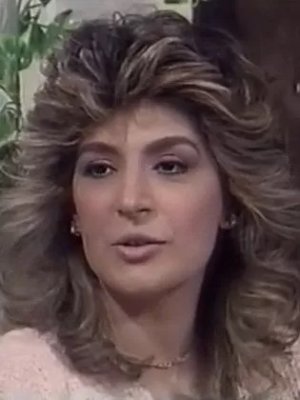 من منكم لا يتذكرها نجمة مسلسل «رأفت الهجان» الحسناء صفاء السبع .. شاهدوا كيف أصبح شكلها مخيف بعدما غدر بها الزمان وحولها لزومبي مخيف وأجبرها على اعتزال الفن تمامًا!