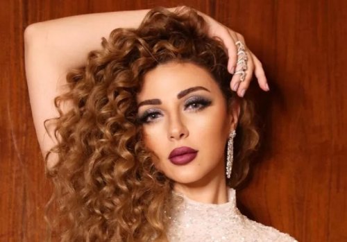 اللبنانية مريام فارس تفجر المواقع بأضيق بنطال على في الكرة الارضية أظهر مفاتنها كاملة بوضوح تام| شوف دلوقتي