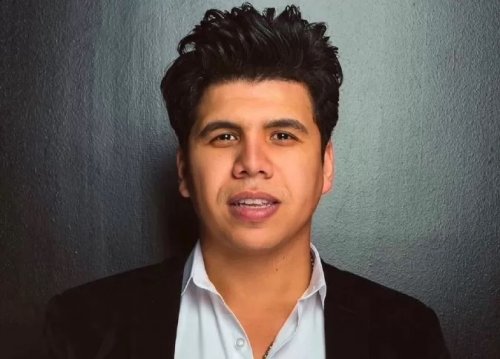 زواج الفنان المصري ’’عمر كمال‘‘ من فنانة شهيرة شديدة الحسن والجمال .. لن تصدق من تكون ؟ (صورة)