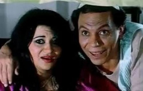 بجراءة تجاوزت الادب.. أجمل فنانة مصرية تدلي باعتراف صادم حول اقوى مشهد (ساخن) مع عادل إمام : حسيت اني فرن بعد ممارسته لهذا الفعل معي