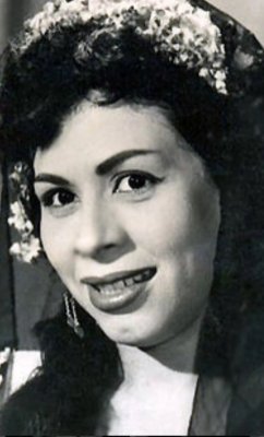 لن تصدق من هو نجل الفنانة وداد حمدي!.. ممثل وسيم دخل عالم التمثيل من أوسع أبوابه