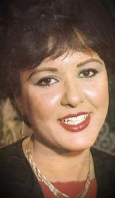 اسرار الفنانات تُكشف لأول مرة .. ملكة الاغراء معالي زايد تكشف كيف انسجمت في هذا المشهد الساخن واستمرت فيه مع البطل الذي كانت تعشقه في السر حتى النهاية ،، ولم يستطع المخرج او المصور ان يوقفهم .!!