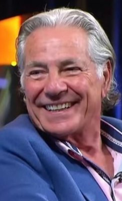 سألوا الفنان مصطفى فهمي عن سبب طلاقه من زوجته السابقة رانيا فريد شوقي .. فأجاب بكل جرأة ودون أي خجل.!