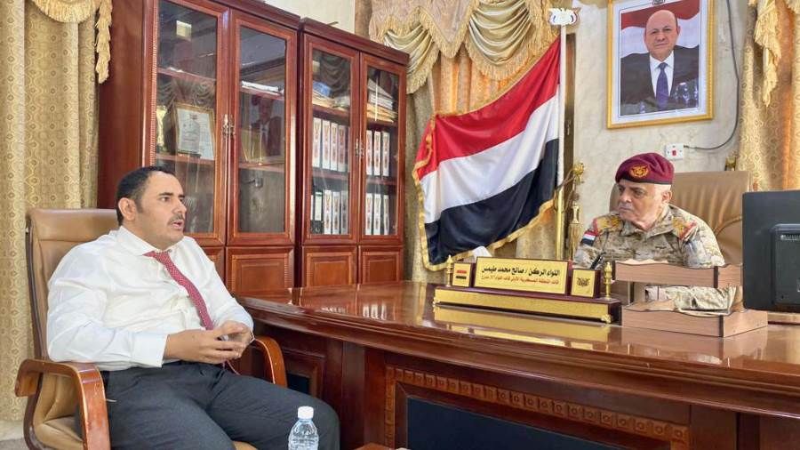 قائد المنطقة الاولى يلتقي رئيس الفريق الميداني للجنة الفنية المشتركة لمنع تجنيد الأطفال