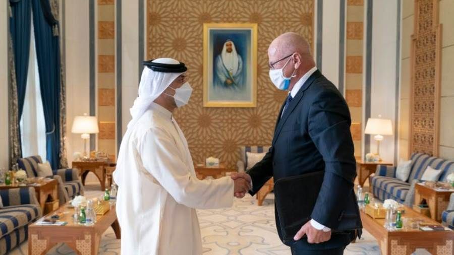 الشيخ محمد بن زايد يتلقى رسالة خطية من رئيس التشيك