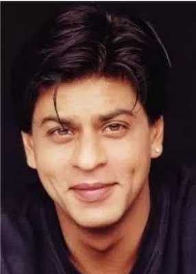 ما قاله عن النبي محمد فاجأ الجميع.. صدمة بعد كشف الديانة الحقيقية للنجم الهندي شاروخان!