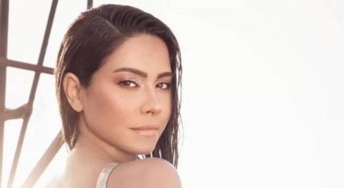 ما فعلته شيرين عبد الوهاب في نفسها فجّر ضجة.. مفيدة شيحة تكشف سرّاً خطيراً والجمهور: الانتحار حرام !!