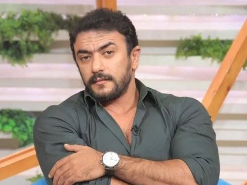 لن تصدق من كانت خطيبة أحمد العوضي قبل زواجه بـ ياسمين عبدالعزيز !! هذه الحسناء