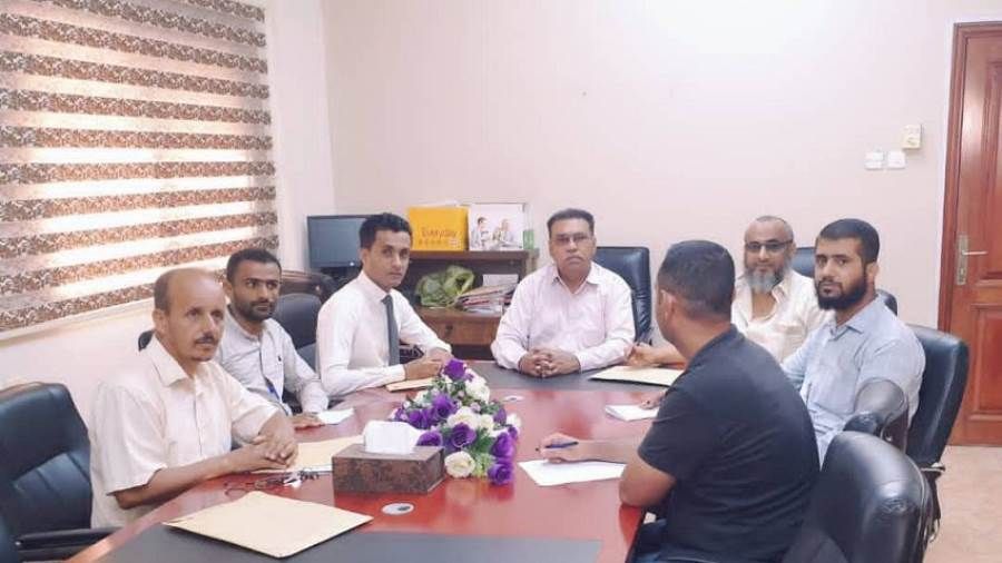 مؤسسة مطابع الكتاب المدرسي تفتتح مظاريف مناقصتين بتمويل حكومي