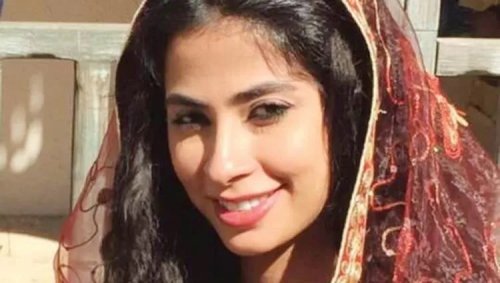 حلمت بنجل أحمد زكي.. لن تصدق من هي الممثلة الشهيرة شقيقة (روبي) والمفاجأة في شبهها من دينا الشربيني... شوف دلوقتي