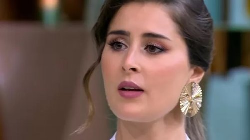 ما قالته عائشة بن أحمد عن (القط الأسود) فاجأ الجمهور!لن تصدق ماقالت... شوف دلوقتي