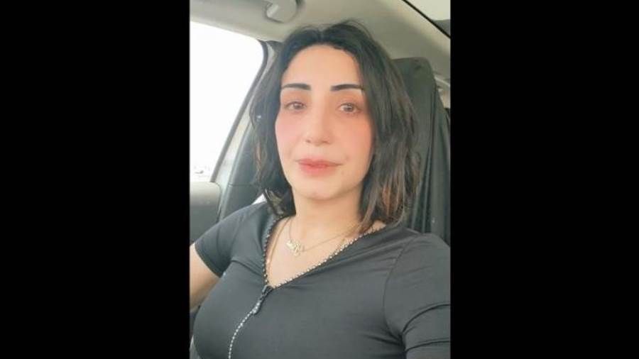 "بكرهكم كلكم".. مطربة مصرية تعلن عزمها الانتحار (فيديو)