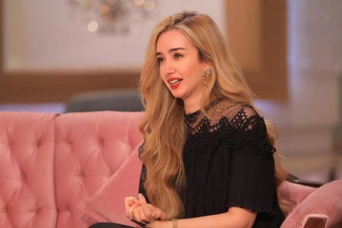 فنانات شهيرات خلعن ثوب الخجل وتحدثن بجرأة عن (ليلة الدخلة) وغرفة النوم .. ما قالته هنا الزاهد صدم الكل