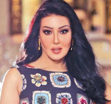 عندما سألوا سمية الخشاب مين هو الراجل اللي نفسك تتجوزيه؟ أجابت دون تردد و صدمت الجميع! ده اللي انا اشتهيه