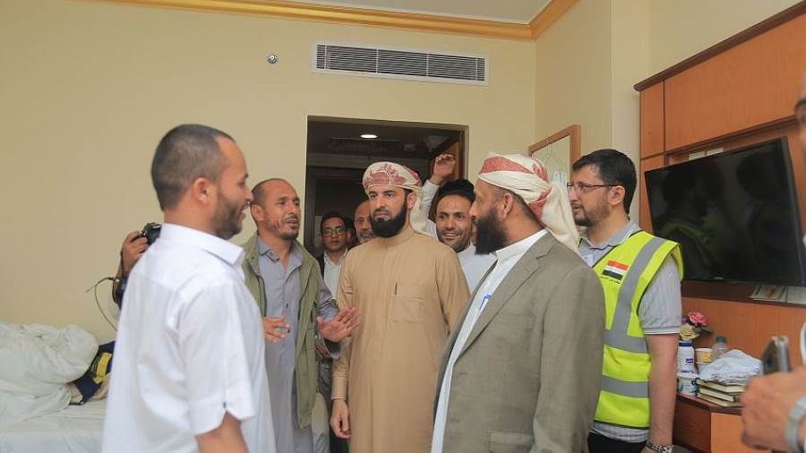 وزير الأوقاف يطلع على مستوى الخدمات المقدمة لحجاج بلادنا