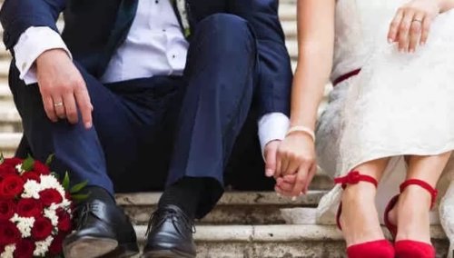 بوحشيه تامه حادثة هزت الشعب المصري كافة ... عريس متهور قليل الصبر كـانت ليلة دخلته عنيفة وصعبة وأستمرت لمدة ثلاث ساعات كـاملة.. ووقعت الفاجعة التي لم تخطر بال؟