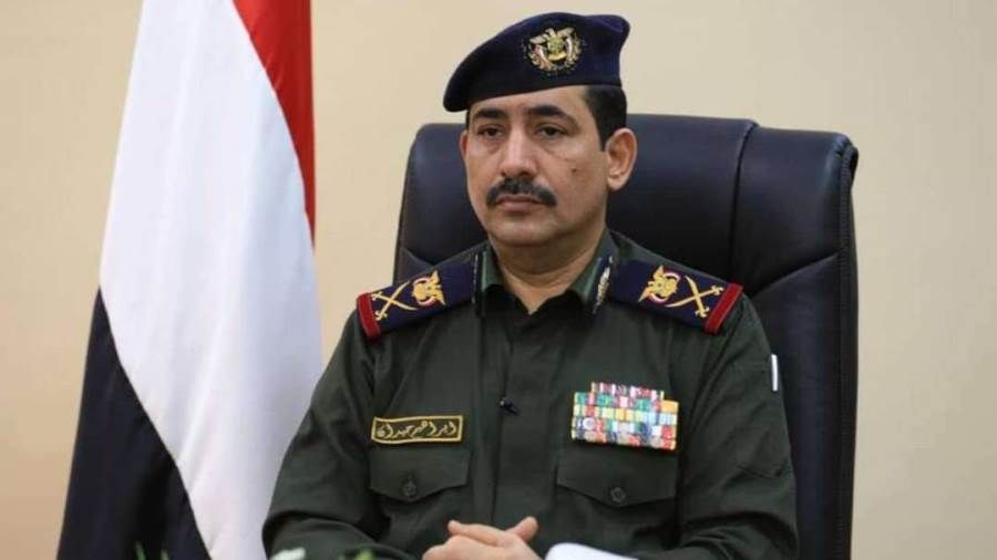 وزير الداخلية يُشيد بجهود رجال الأمن والجيش في تأمين مصليات العيد