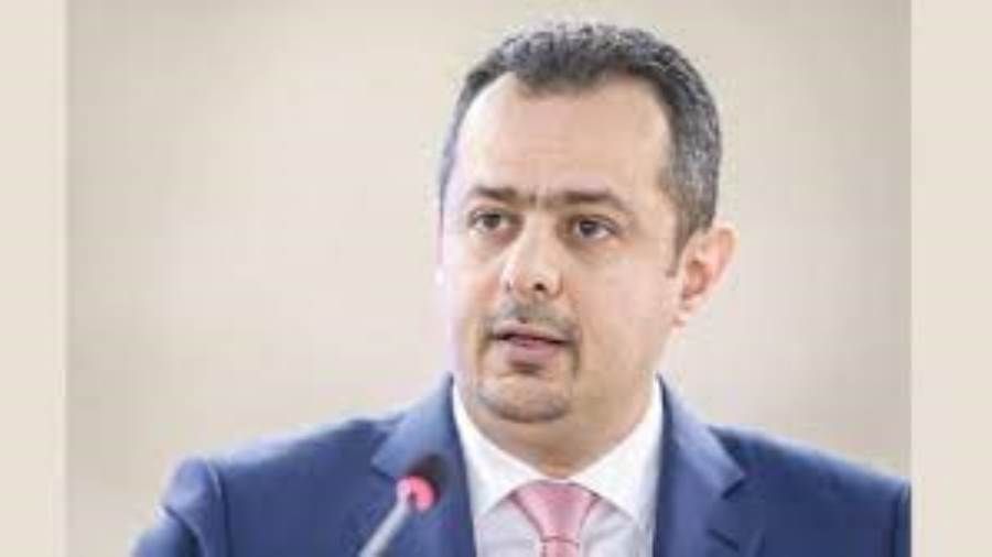 رئيس الوزراء يعزي في وفاة قائد قوات المظلات السابق اللواء علي نصيب