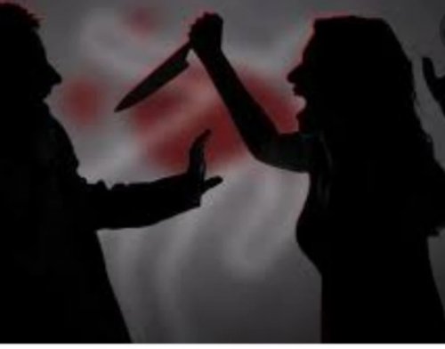 سيدة تقتل زوجها بلا رحمة وقبل ان يلفظ أنفاسه الأخيرة أخبرها بالسر الصاعق الذي جعلها تنتحر على فوراً !! .. لن تتخيلوا ما قاله بلحظات !؟