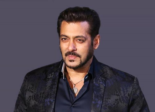 بعد أن أهان الدين بطريقة فاضحة.. إغتيال النجم سلمان خان يثير الهلع ويشعل مواقع التواصل في الهند...ماهي الحقيقة