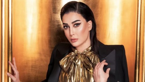 غادة عبد الرازق تبدو أصغر سنًّا خلال احتفالها بميلادها كأنها شابه في العشرين... كم أصبح عمرها؟