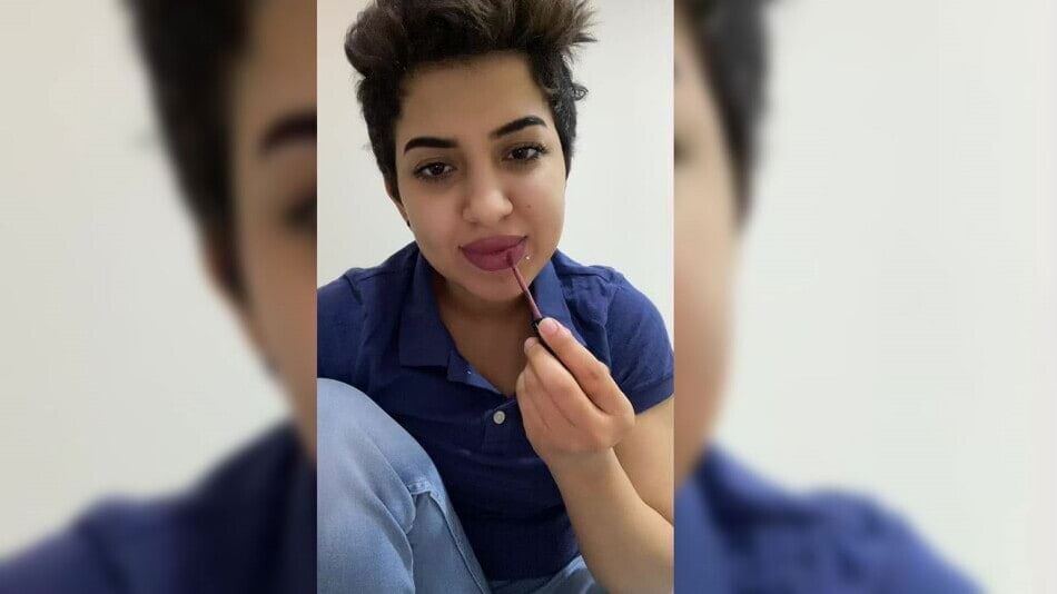 فيديو يكشف خروج مشاعل القحطاني من السجن