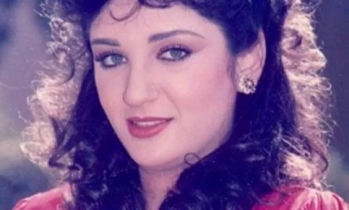 إطلالة (مفزعة)لبطلة مسلسل (رأفت الهجان) إيمان الطوخي.. شوف دلوقتي كيف أصبح شكلها بعد غدر الزمان تحولت ملامحها 180درجة! صورة