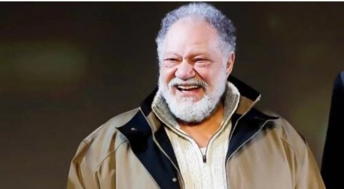 فنانين تخلوا عن ديانتهم مقابل الحب.. حدث مع سميرة أحمد مرتين ويحيى الفخراني الأبرز.. اسماء ستصدمك على الفور