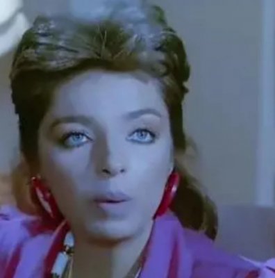 بعد 29 عام من اعتزال السينما بعد ان ارتدت الحجاب! .. شاهدوا كيف تغيرت الفنانة (هدى رمزي) بعد غياب طويل.. أصبحت سمينة للغاية وجمالها اختفى بشكل كلي.