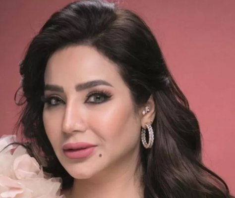 وسامته خطفت الأنظار بوسامته .. ابن الإعلامية لجين عمران يثير ضجة كبيرة بظهور نادر له مع والدته! -شوف دلوقتي الصور