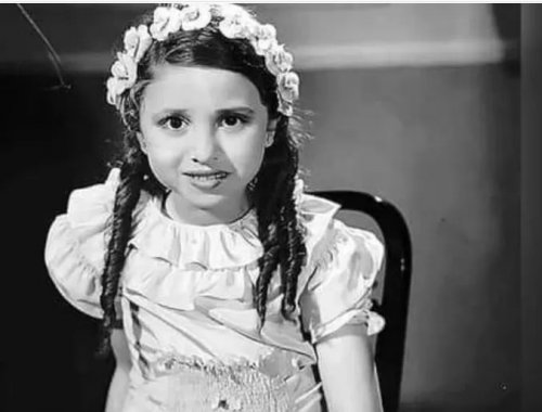 هذه الطفلة الجميلة كبرت وحصلت على جائزة أعظم ممثلة في الشرق الاوسط..وسبب وحيد منعها من الحصول على العالمية !!