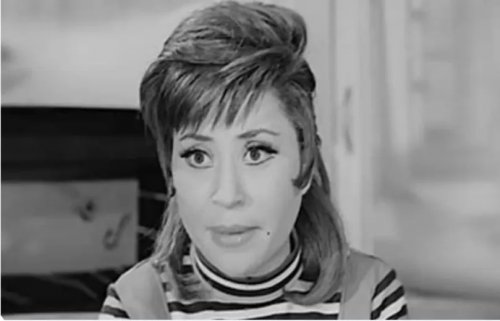 تصرف صادم من الزعيم عادل إمام أغضب آمال رمزي في (البعض يذهب للمأذون مرتين).. ما فعله الزعيم أبكاها أمام الجميع!!