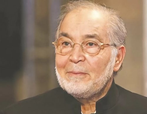 الفنان حسن يوسف يعترف جرأة صادمة.. هذا ما كنت أفعله بالحمام سراً بعد مشاهد تقبيل الفنانات !! ماقاله صادم.