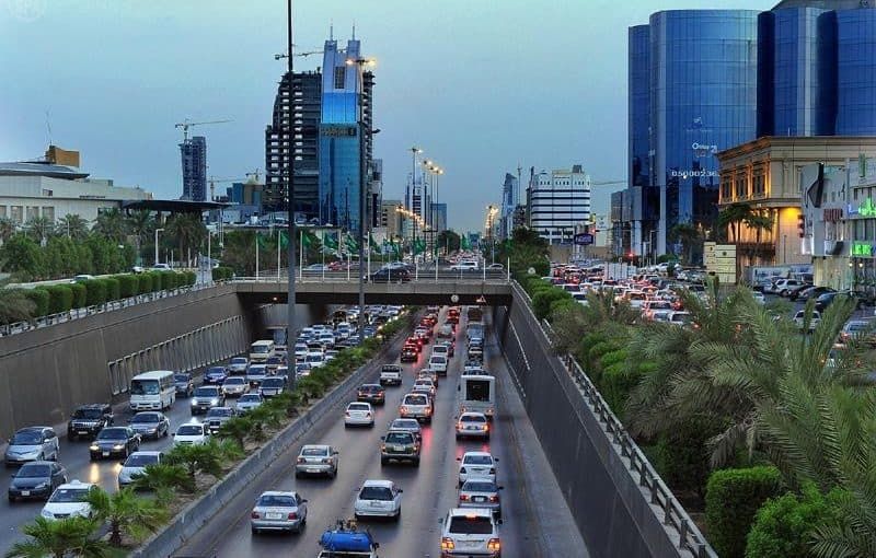 تطبيق رسوم على الطرق في السعودية .. والكشف عن موعد تنفيذ القرار