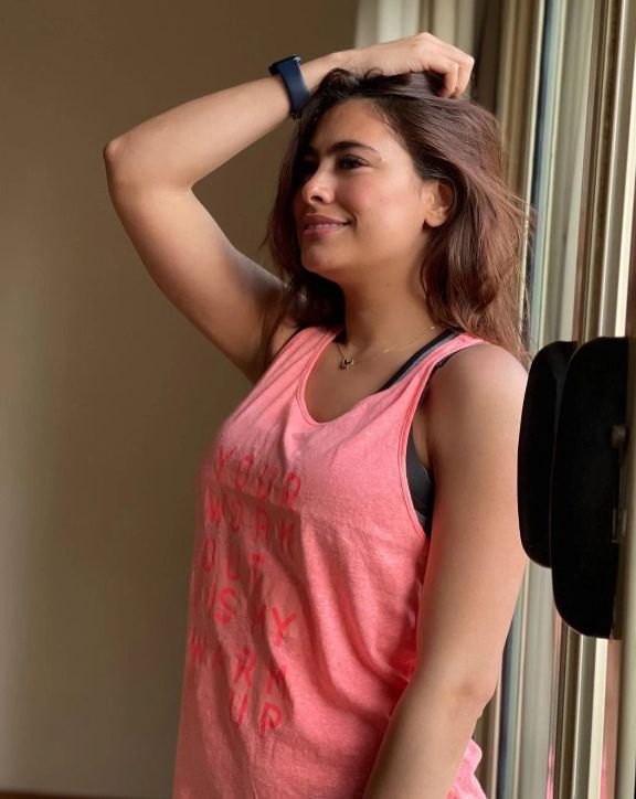 بالمايوه الأسود.. هاجر أحمد تظهر بإطلالة شاطئية لافتة