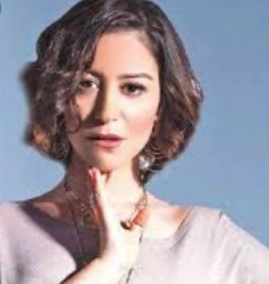 اليكم الحقيقية زواج منة شلبي من النجم أحمد عز في ليلة العيد التي ظهرت مفاجأة صادمت الجميع!.. أول تعليق من والدتها زيزي مصطفى يؤكد هذا الأمر