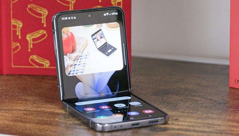 بعد إطلاقه رسميا.. تعرف على مواصفات "Samsung Galaxy Z Flip 4"